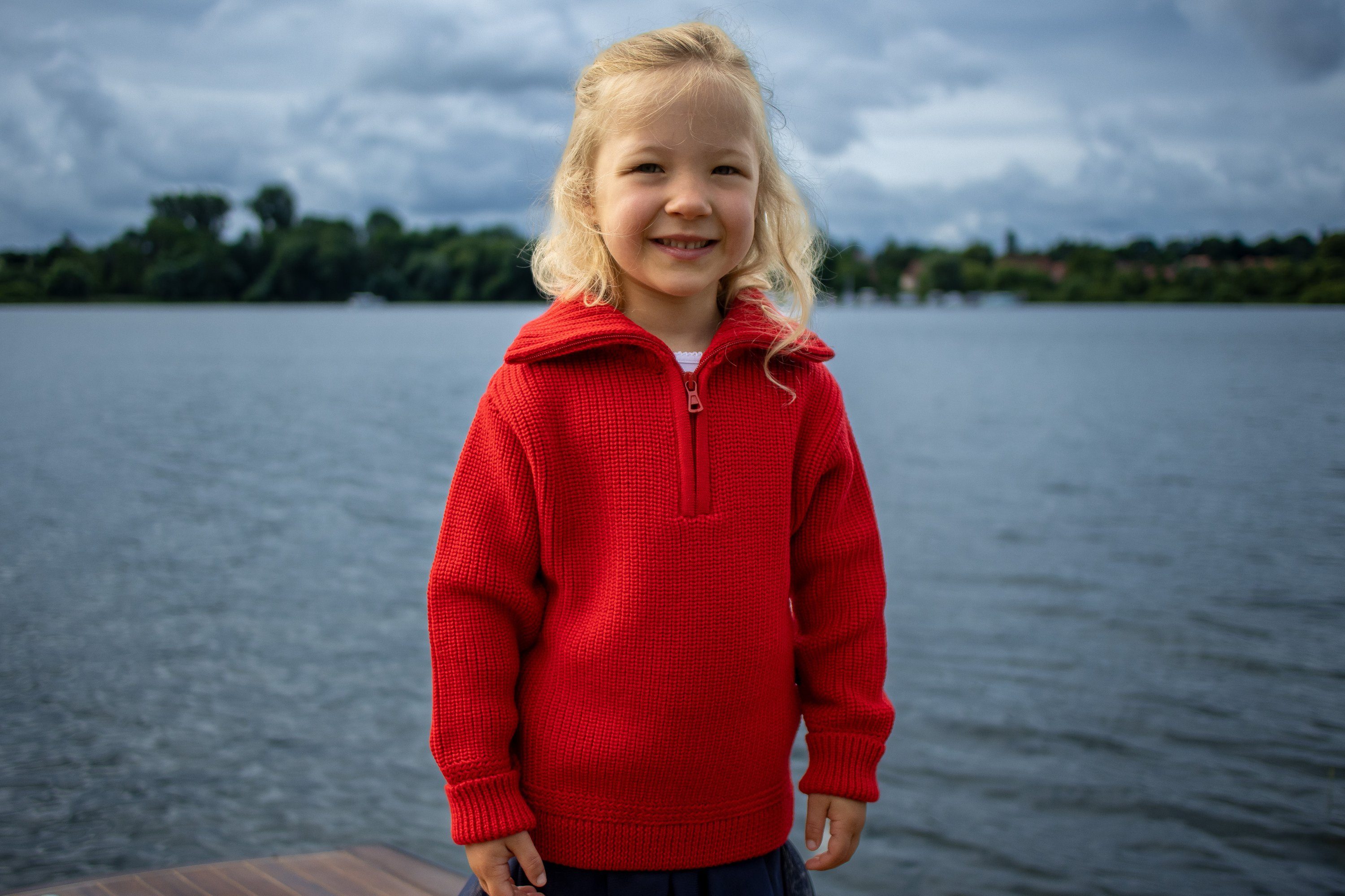 Blauer Peter Troyer (1-tlg) für Kinder aus Merino mit Reißverschluß