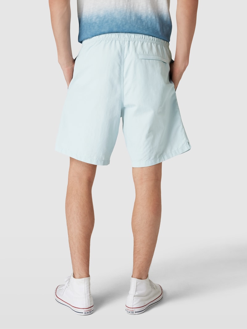 Shorts mit elastischem Bund in hellblau