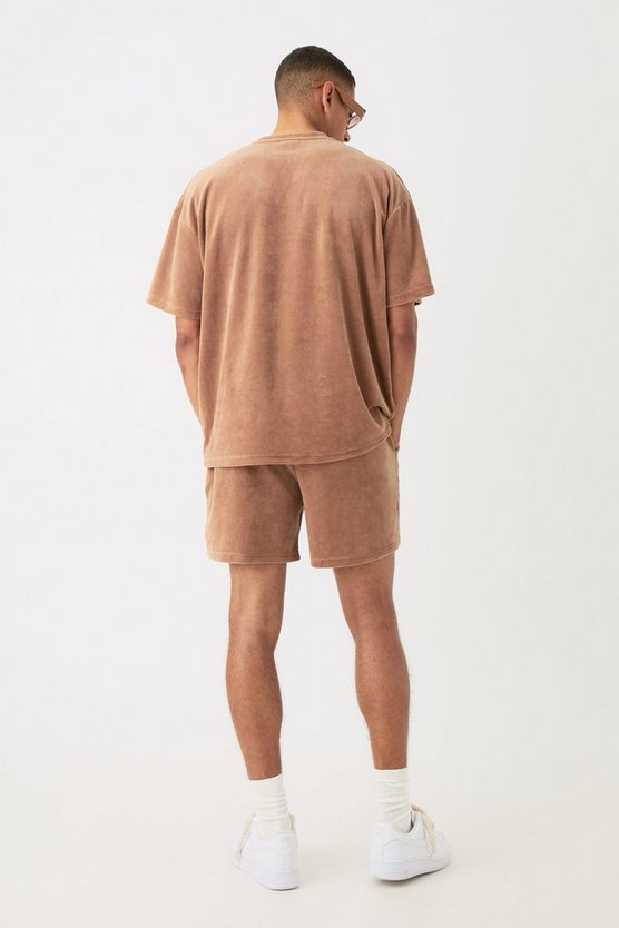 Man Oversize Velour T-Shirt & Shorts Set