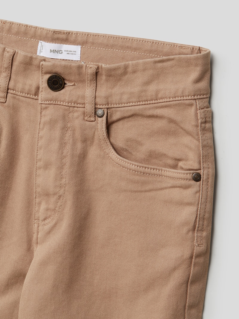 Jeans mit Stretch-Anteil in beige