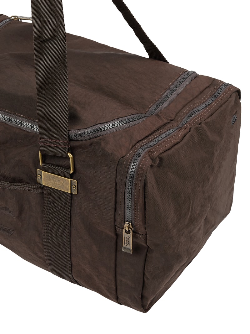 Weekender mit Logo in mittelbraun