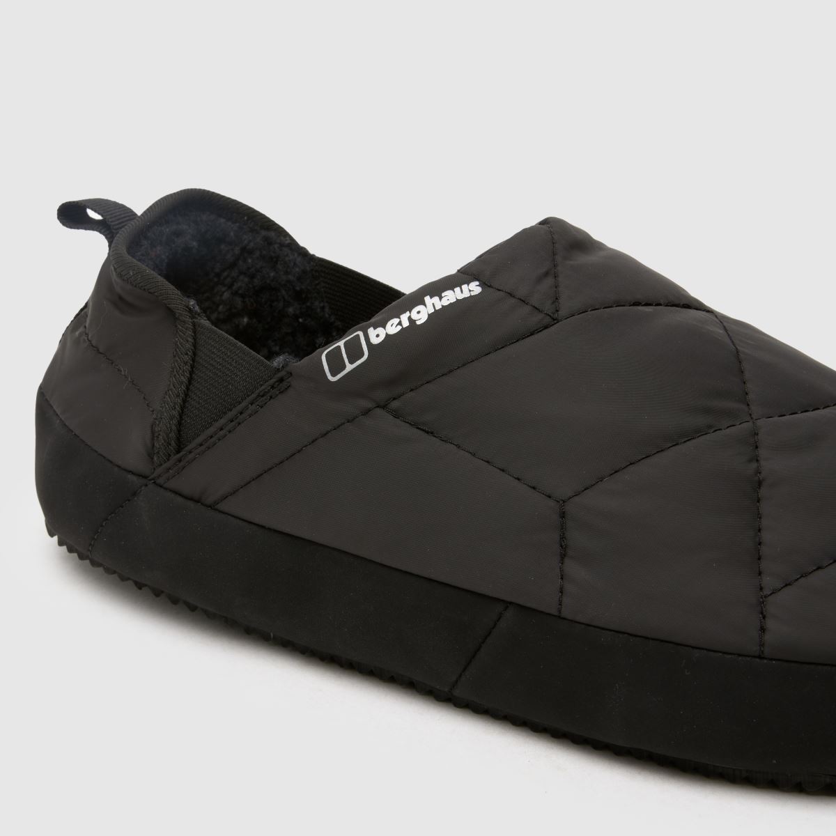 Berghaus – Svarta tofflor med rutmönster
