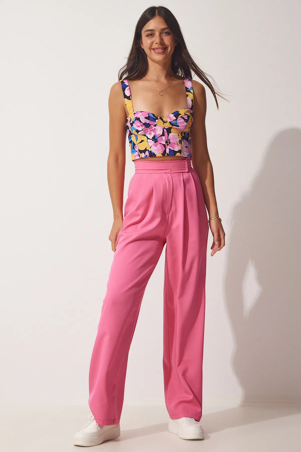 Happiness İstanbul  Rosafarbene Damen-Hose mit Klettverschluss und lockerer Taille YL00001