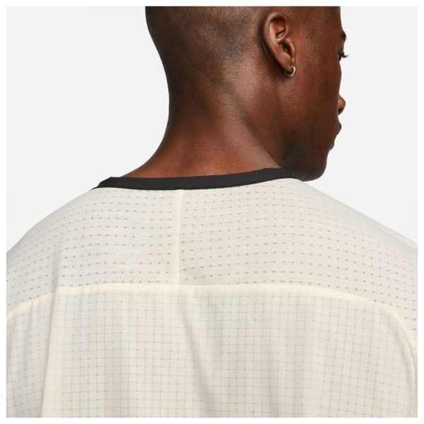 Nike - Dri-Fit Trail Solar Chase S/S - Laufshirt