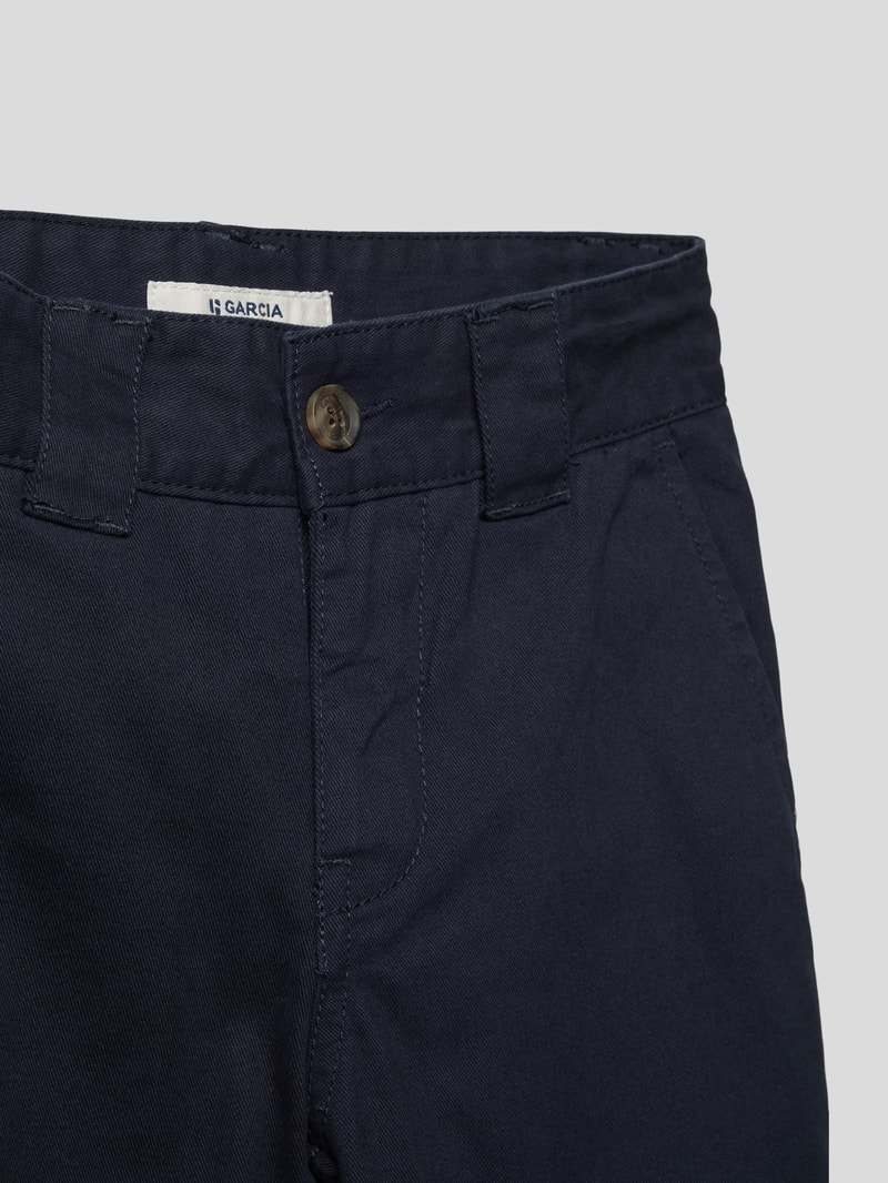 Hose mit Label-Detail in blau