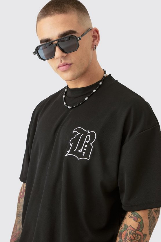Oversize Mesh-Oberteil mit B-Applikation