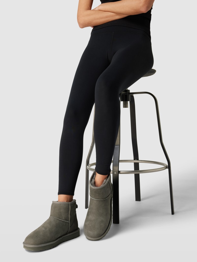 Stiefel mit Label-Details in mittelgrau