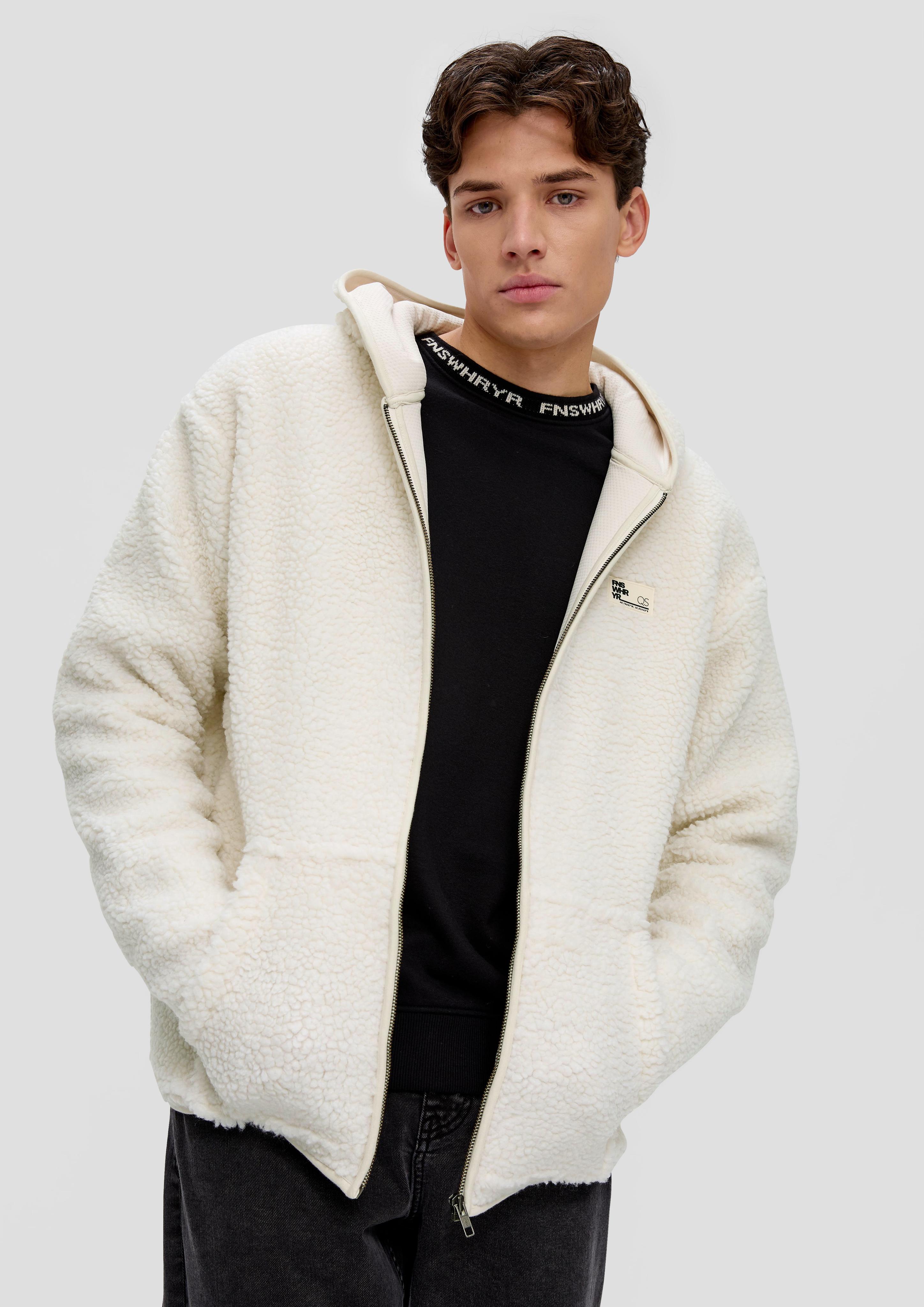 Kapuzenjacke aus Teddy-Plüsch  2135211-8000