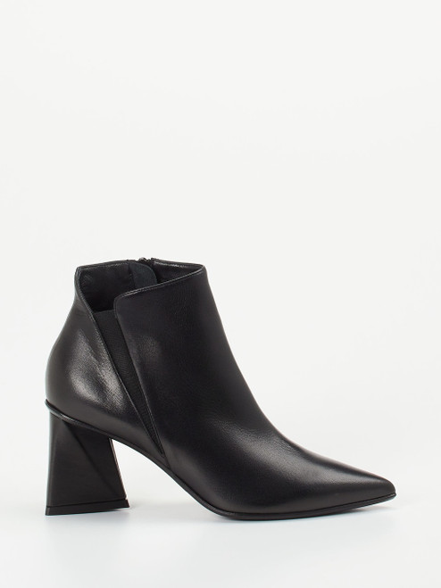 Stiefelette-17190090248 Konstantin Starke