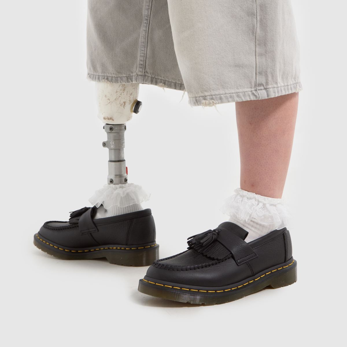 Dr Martens – Adrian – Svarta, platta loafers