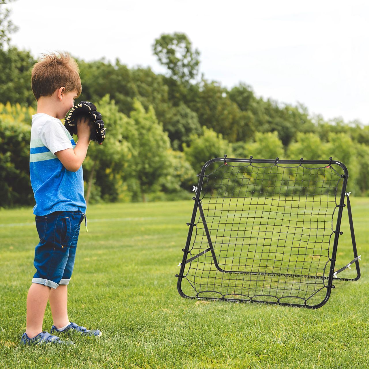 HOMCOM Fußball Rebounder Kickback Tor Rückprallwand Netz für Baseball Fußball Fußballtor für Training Verstellbarer Winkel Metallrohr PE Gewebe 96 x 80 x 96 cm Schwarz