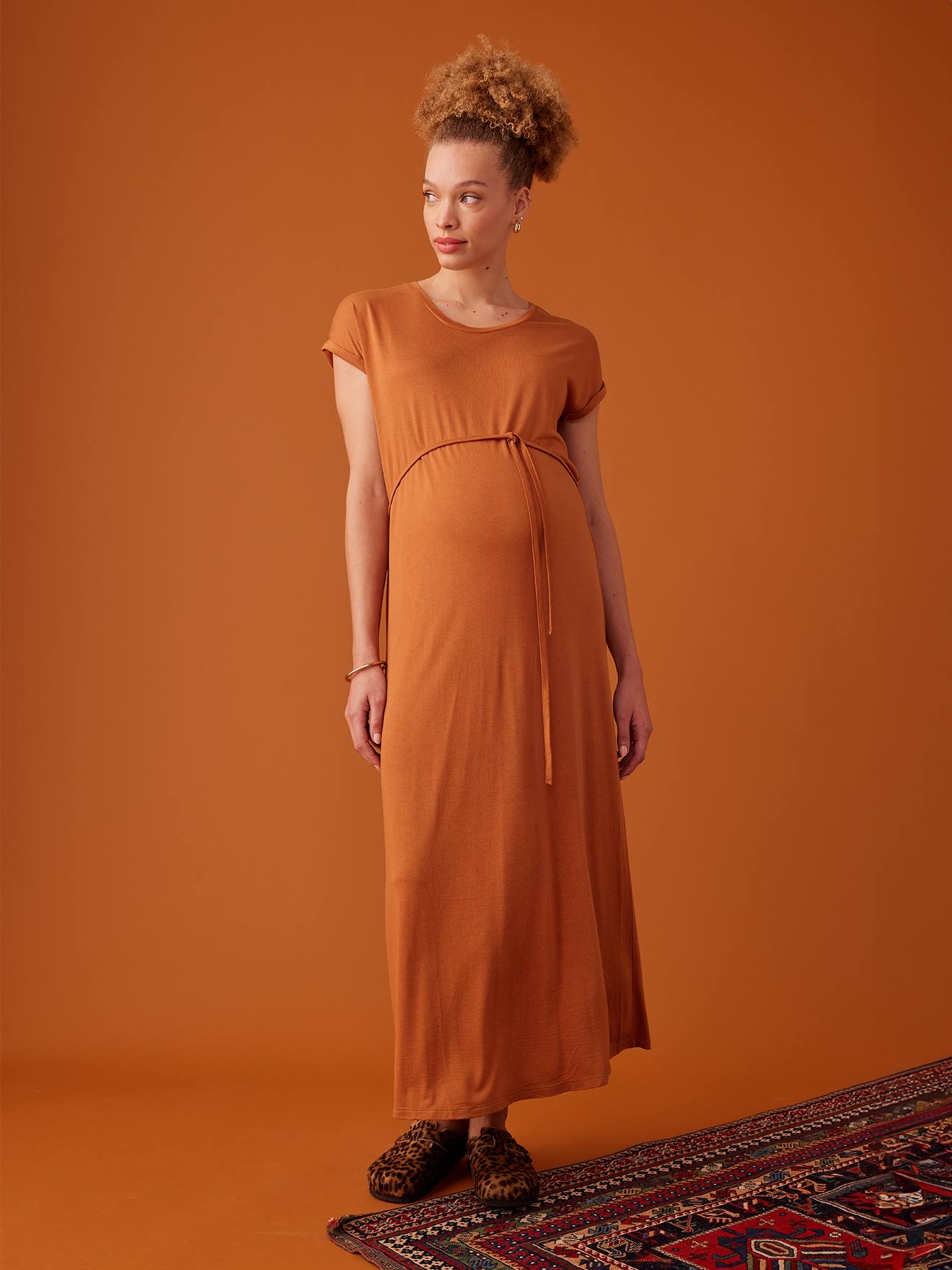Envie de Fraise Maxikleid für die Schwangerschaft ENVIE DE FRAISE - karamell
