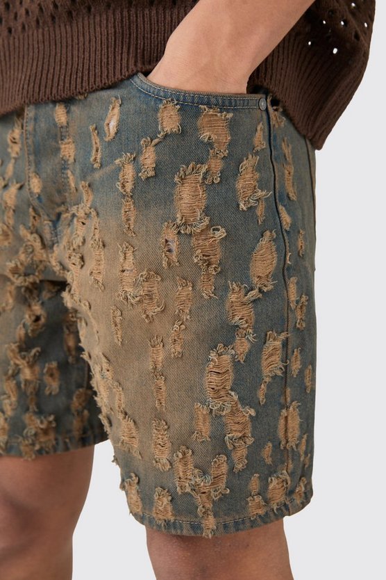 Lockere Jeansshorts mit Rissen