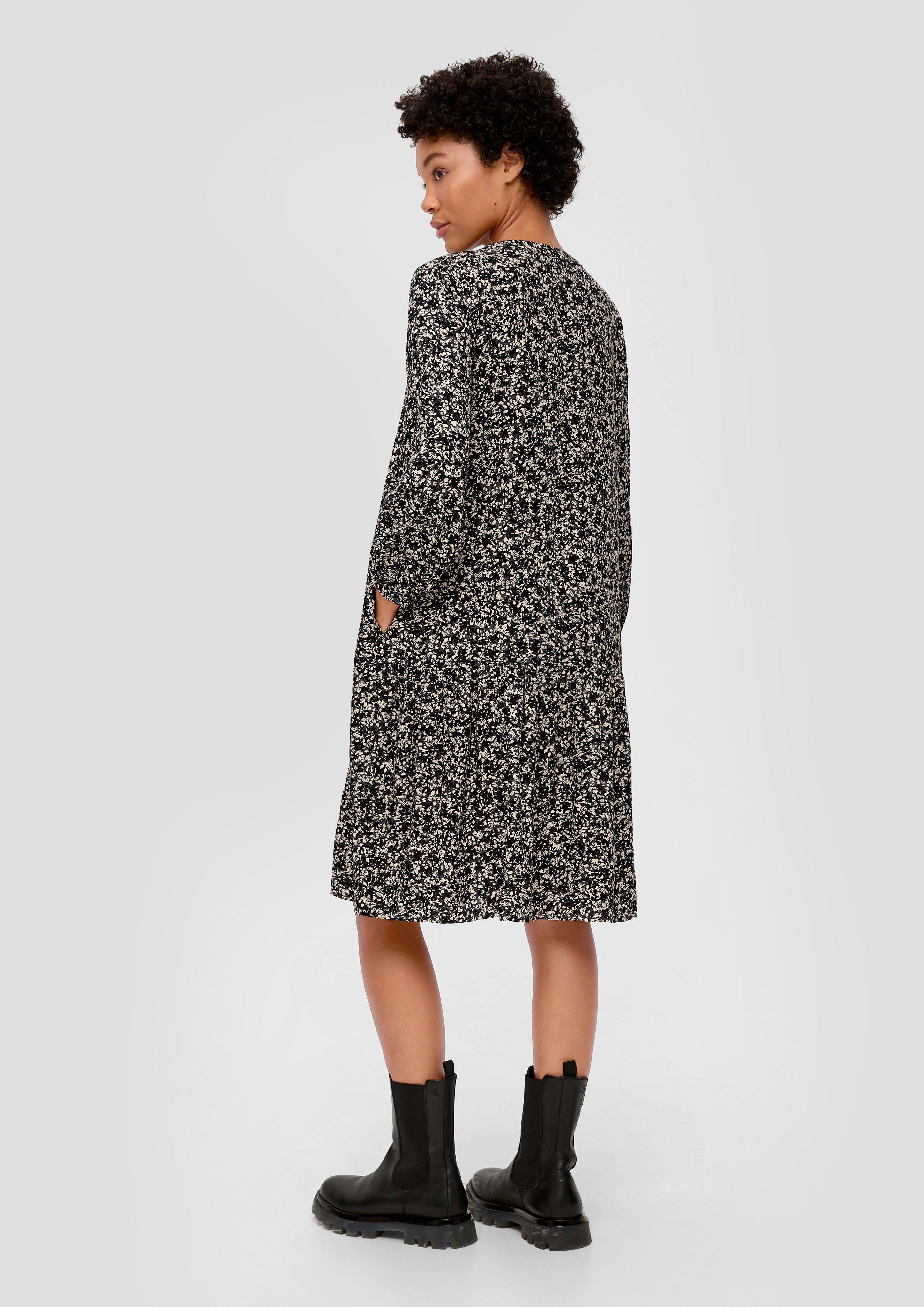 Kleid aus Viskosemix  2135616-79A6