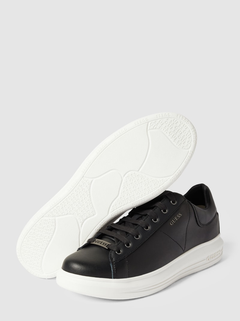 Sneaker mit Label-Print Modell 'VIBO' in schwarz
