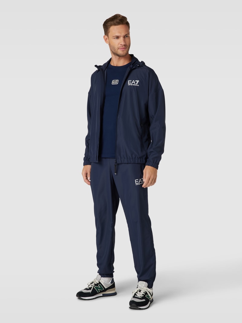 Trainingsanzug mit Label-Print in marineblau