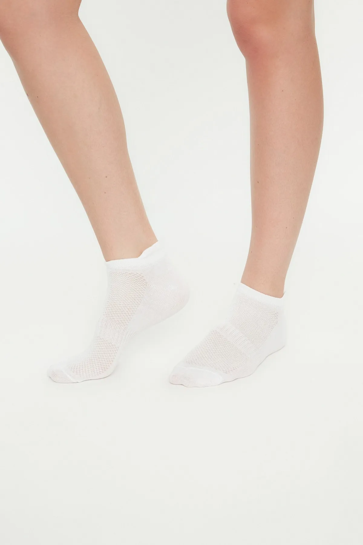 Trendyol Collection  Graue Baumwoll-Sportsocken im 5er-Pack TWOAW20CO0011