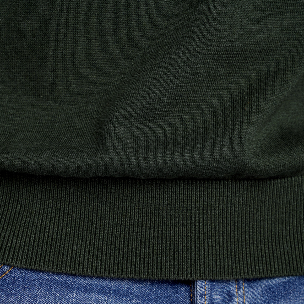 Herren Feinstrickpullover mit V-Ausschnitt
