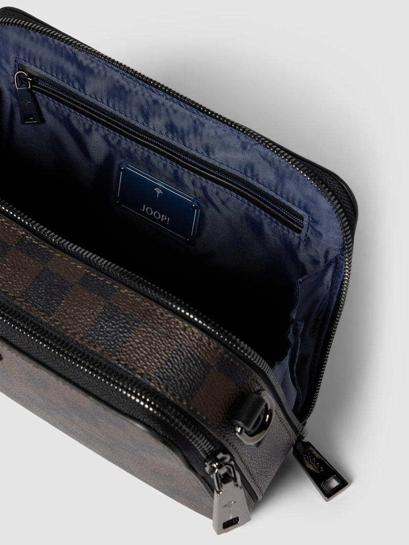 Kulturtasche mit Allover-Muster in mittelbraun