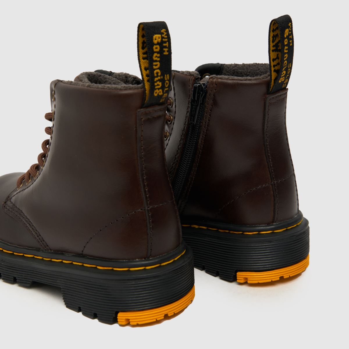 Dr Martens bruna 1460 pojkar småbarnsstövlar