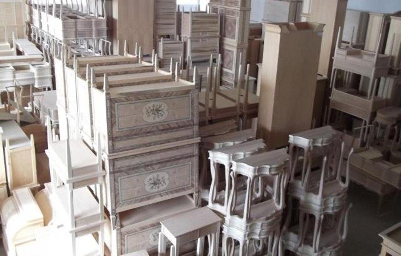 JVmoebel Esszimmer-Set, Esszimmerstuhl Set Tisch 5 tlg. Esszimmer Set Tisch + 4 Stühle