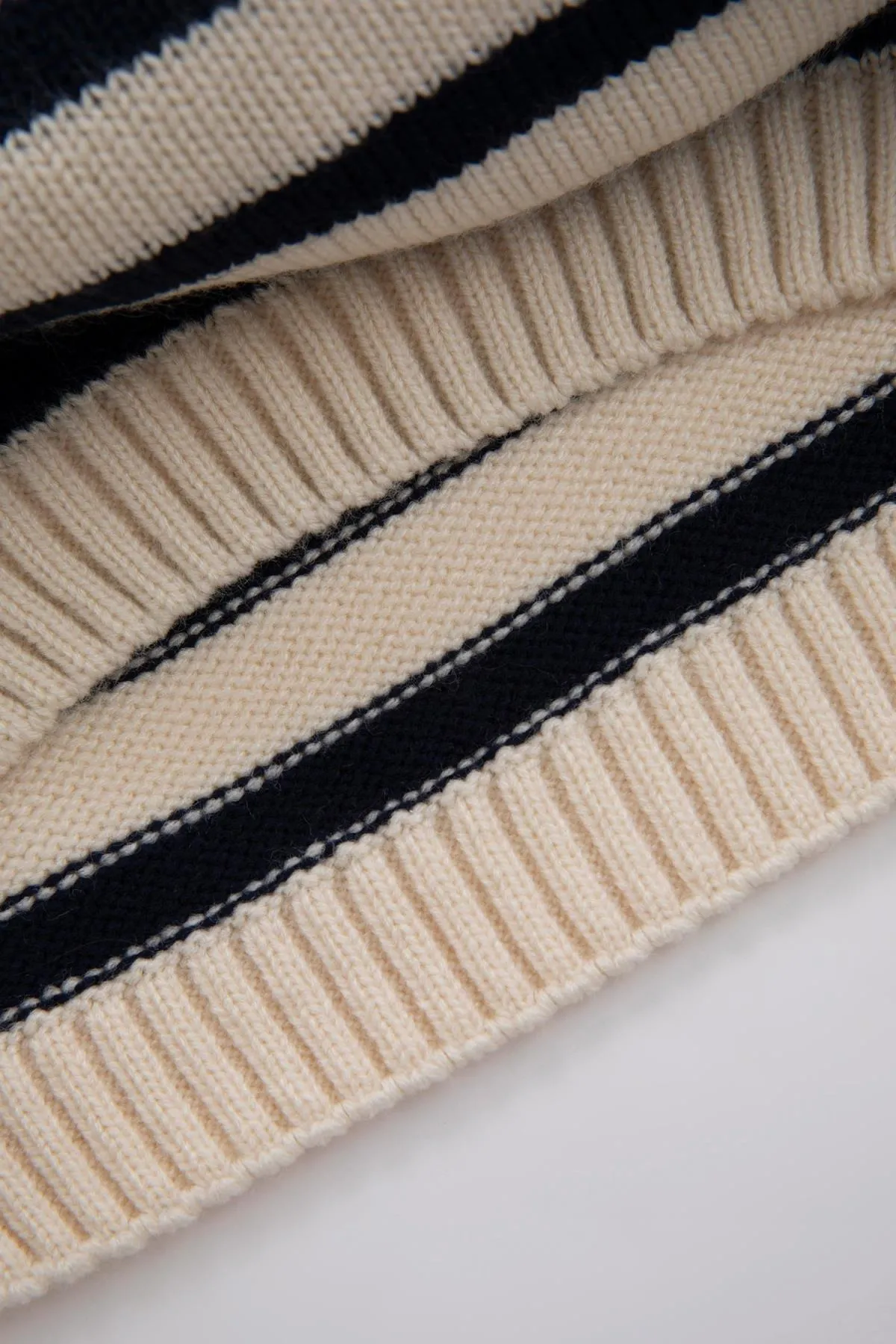 DeFacto  Gestreifter Pullover mit Rundhalsausschnitt für Babys