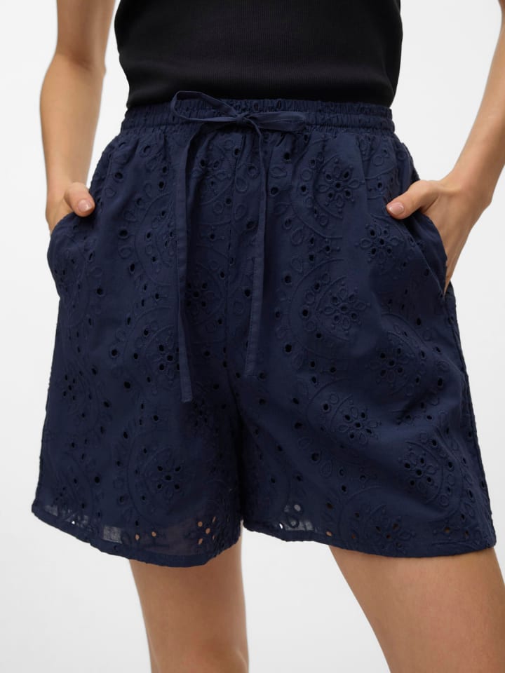 Vero Moda Shorts in Navy Blazer günstig kaufen