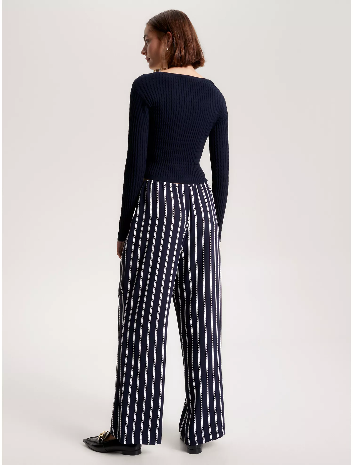 Cable Knit Cropped Sweater