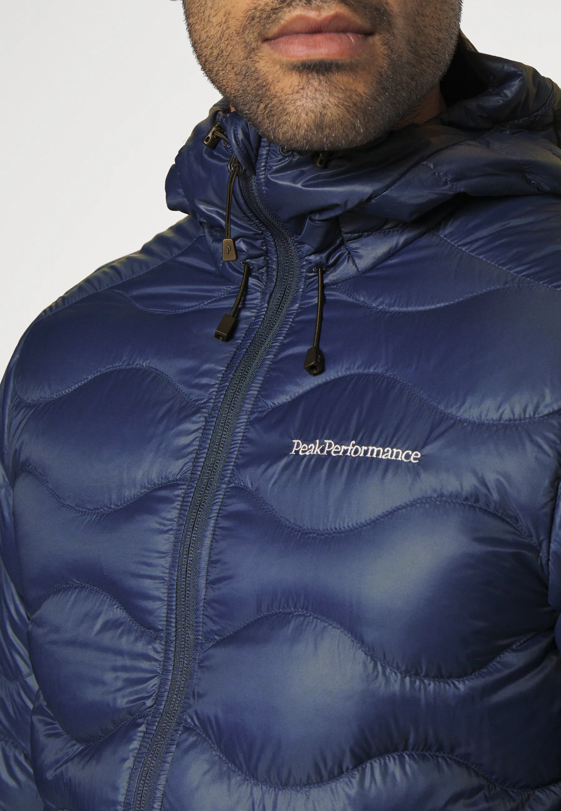 Chaqueta con capucha Peak Performance HELIUM - Chaqueta de plumas