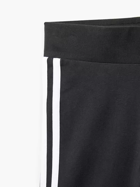 adidas 3 Streifen kurze Trainingshose