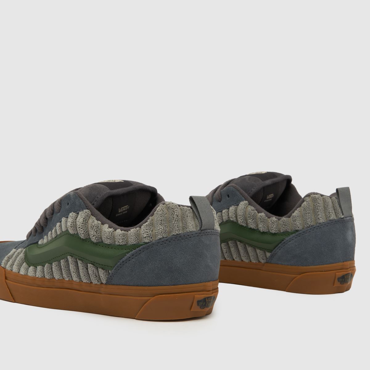Vans – Knu School – Multifärgade sneakers
