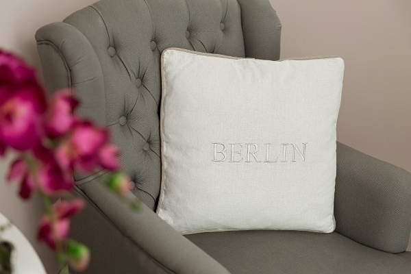 MyFlair Berlin Kissen 