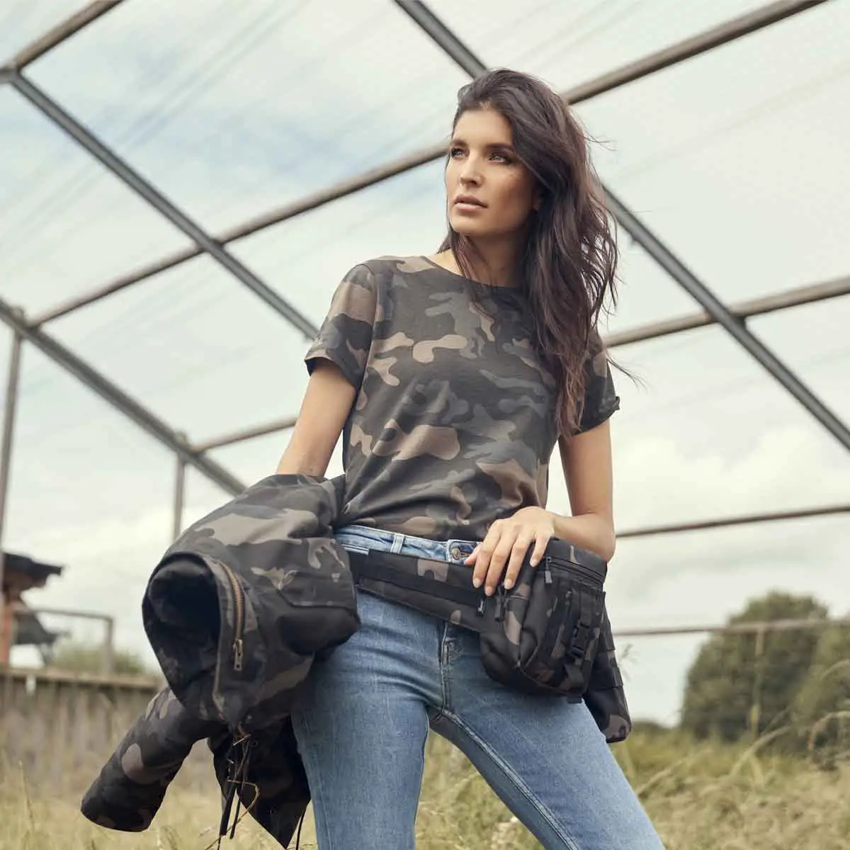 Ladies T-Shirt oliv