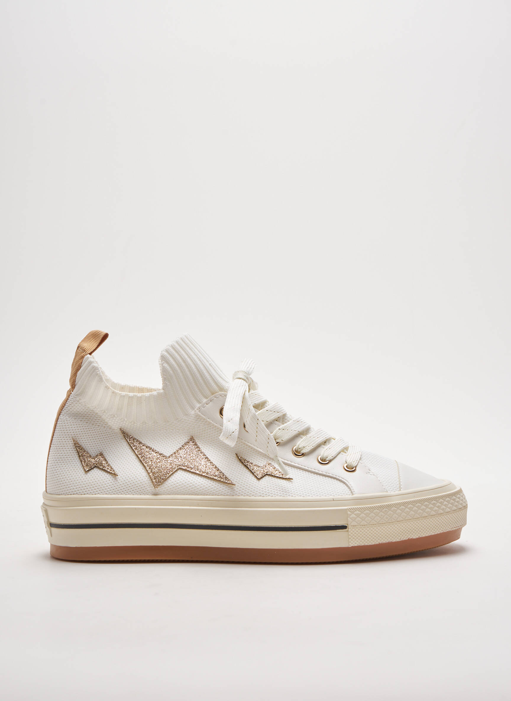 Reqins Baskets Femme couleur blanc