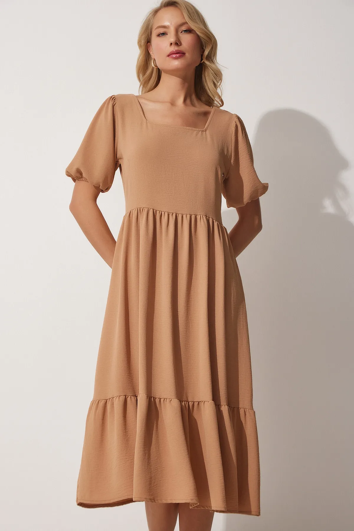 Happiness İstanbul  Damen-Sommer-Ayrobin-Kleid mit quadratischem Kragen in Keksform ZH00023