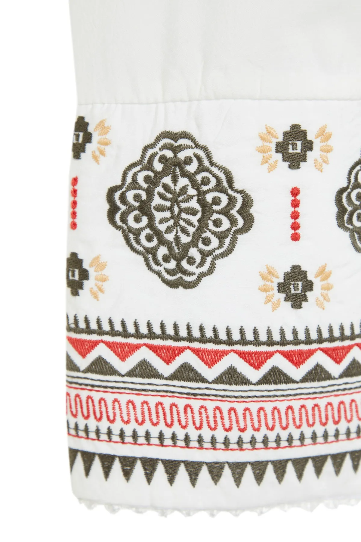 Trendyol Modest  Ecrufarbenes, gewebtes Tunika-Hosen-Set mit Gürtel und ethnischem Muster TCTSS23US00042