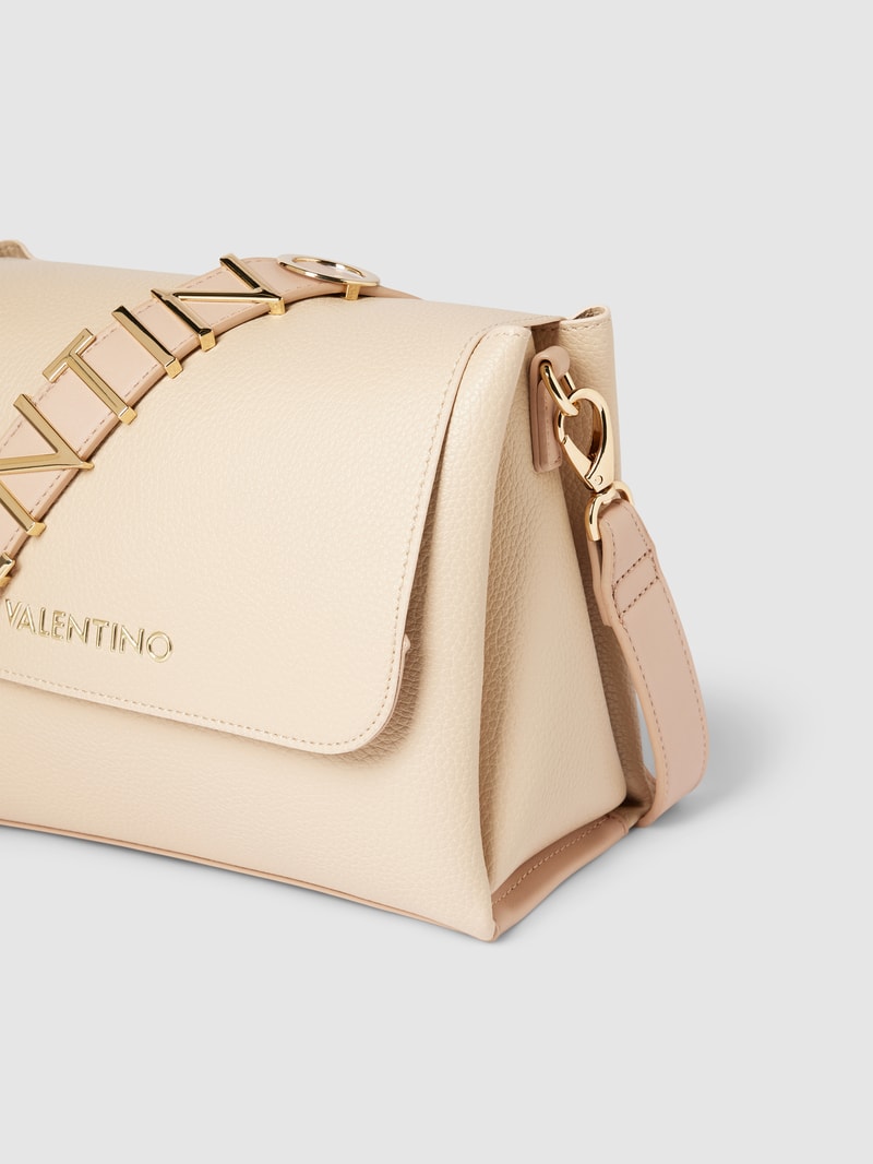 Handtasche mit Label-Applikation Modell 'ALEXIA' in ecru