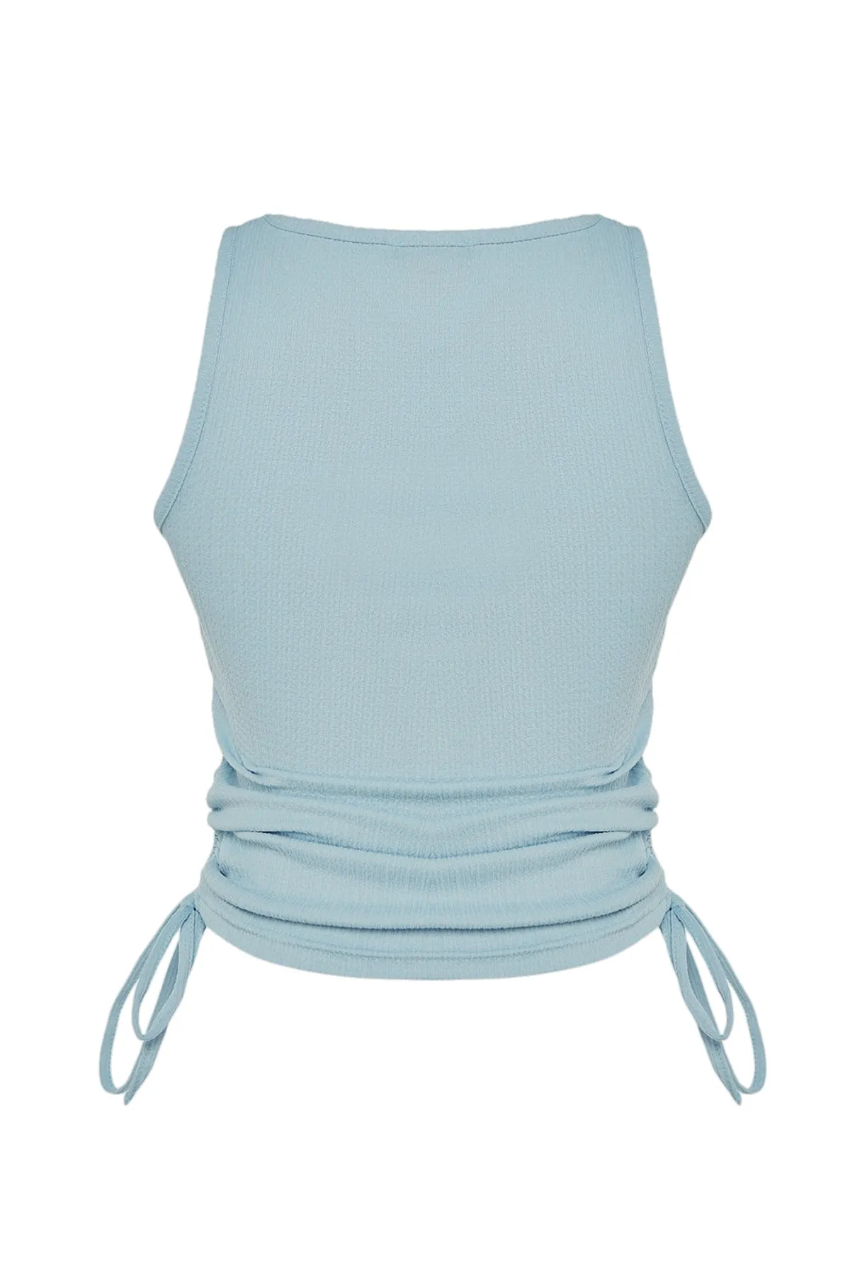 Trendyol Collection  Hellblaue Crop-Strickbluse aus Twist-Stoff mit Rüschen und Details THMSS22BZ1016