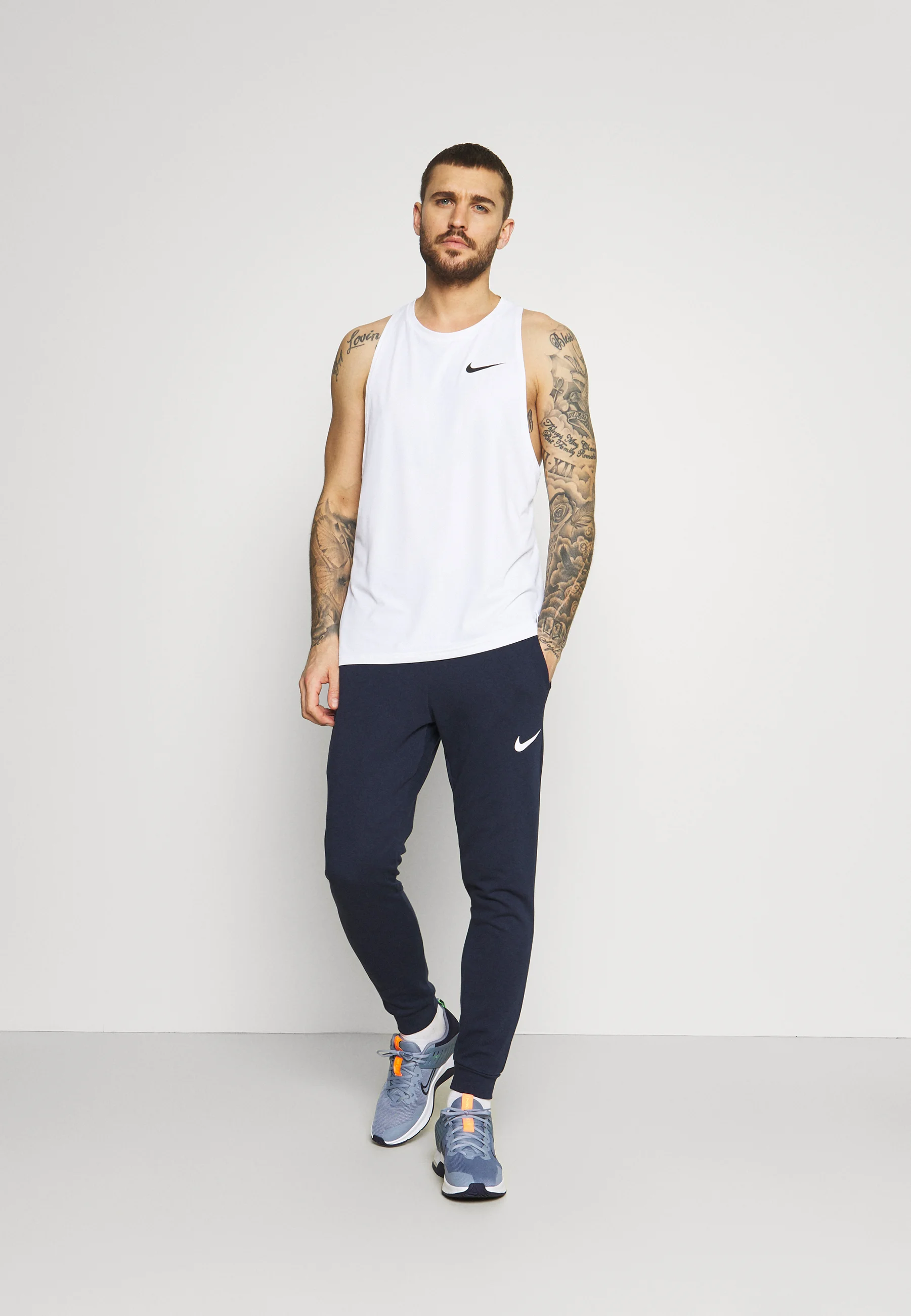 Nike Performance PANT TAPER - Pantalones deportivos