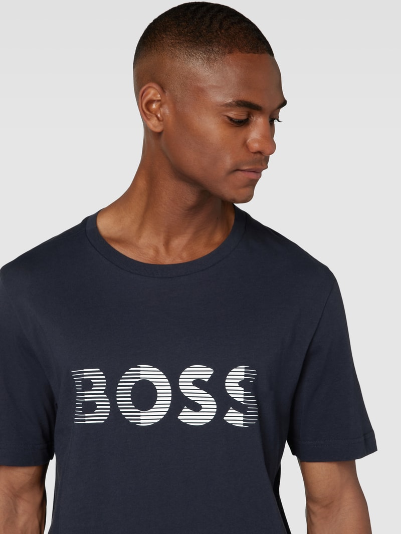 T-Shirt mit Label-Print in dunkelblau