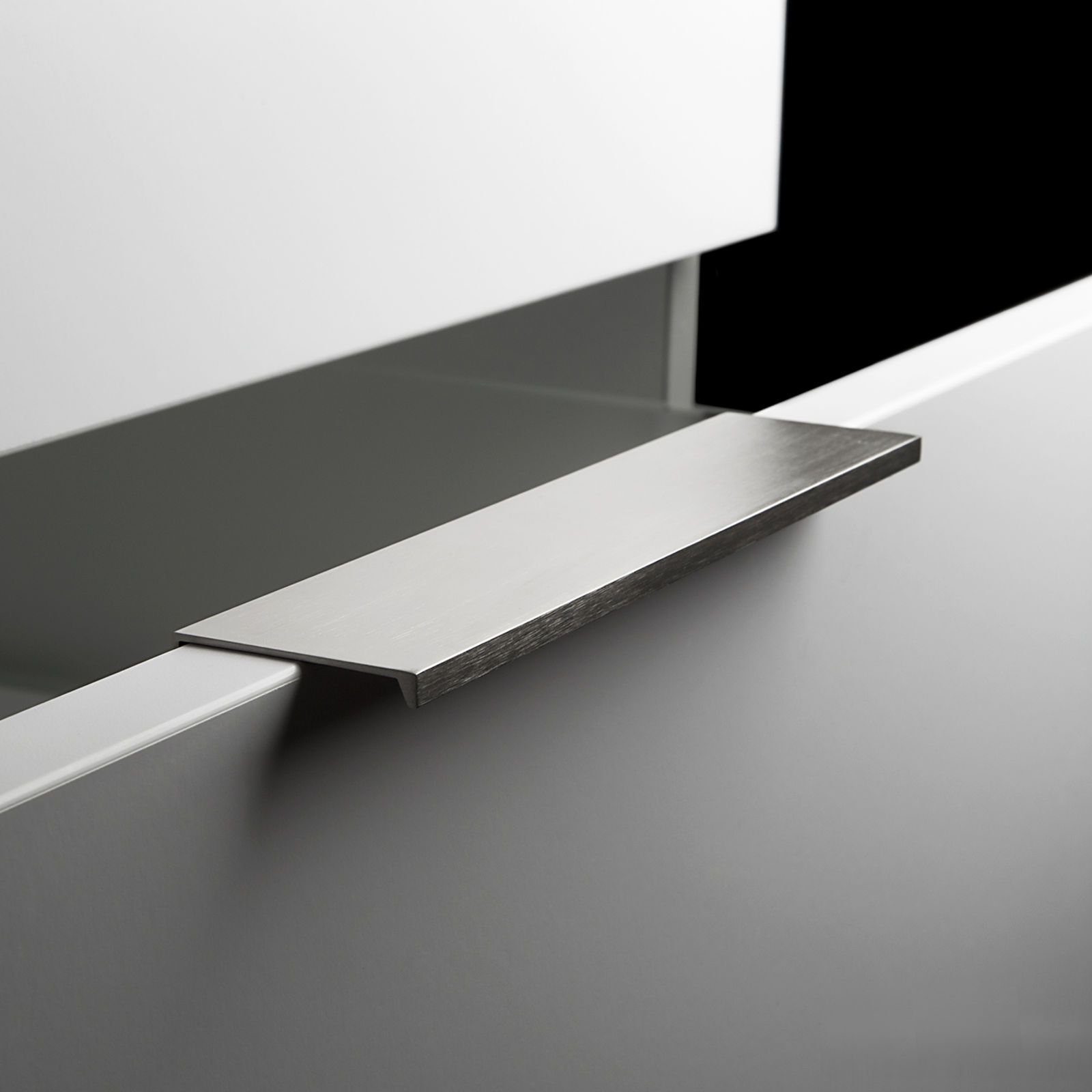 SO-TECH® Möbelgriff SEARL Edelstahloptik gebürstet BA 70 - 780 mm