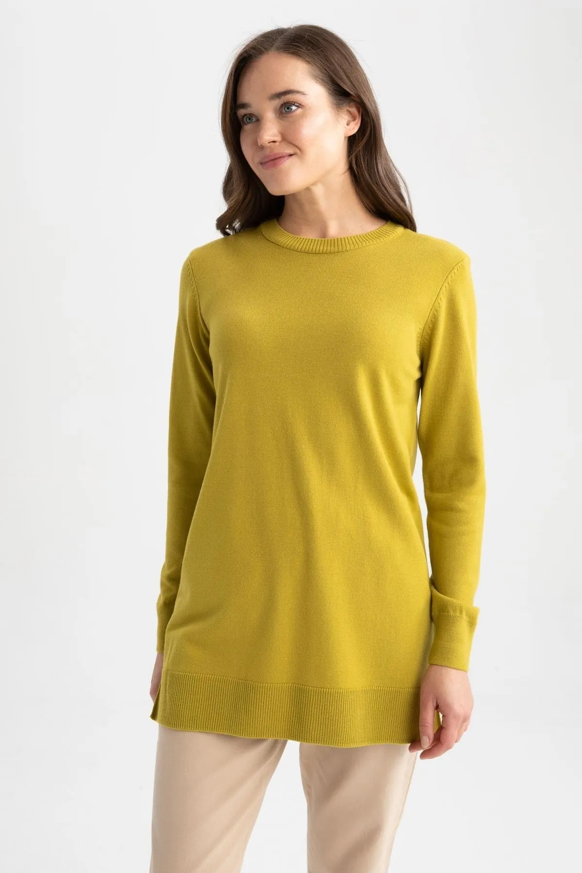 DeFacto  Basic-Tunika mit normaler Passform und extraweicher Strickware
