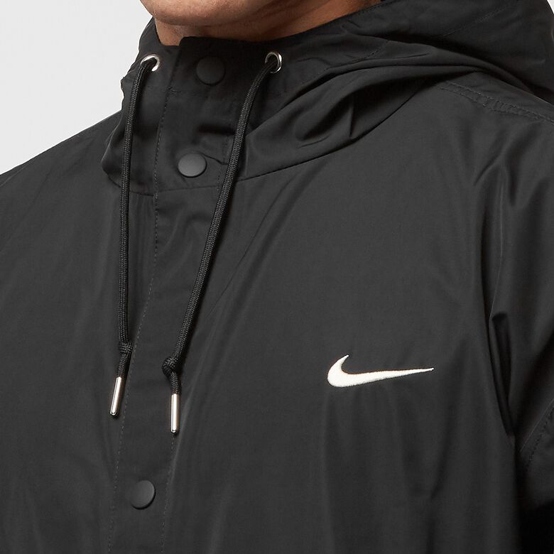 NIKE Swoosh Woven Parka black/coconut milk