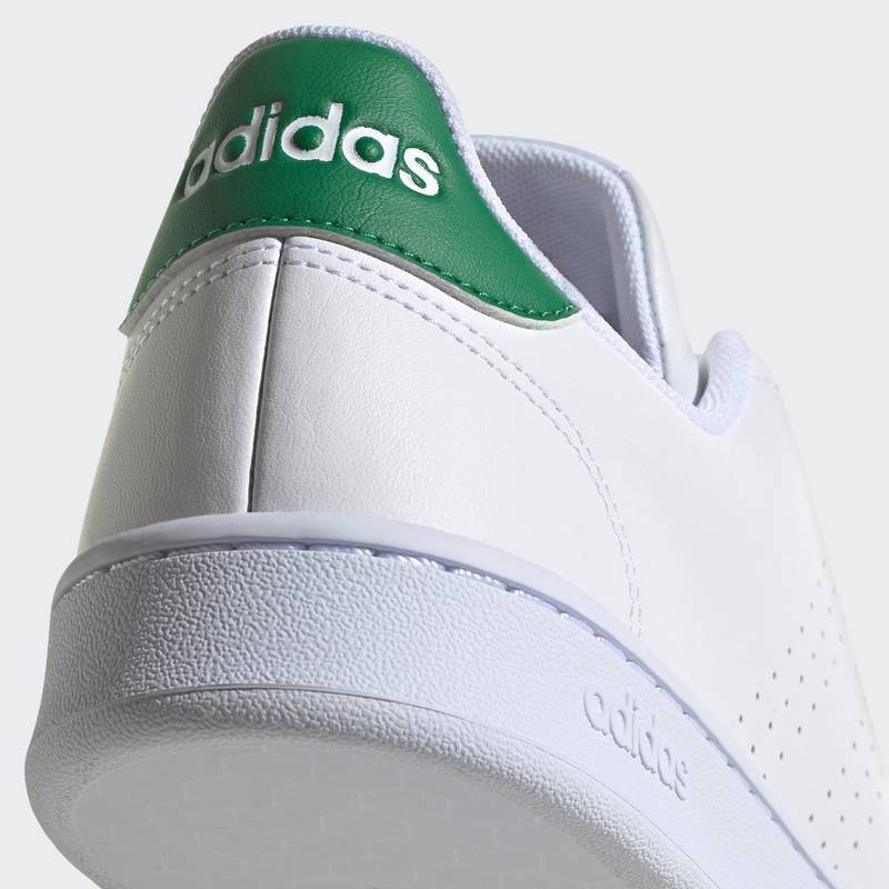 adidas Advantage Sneaker