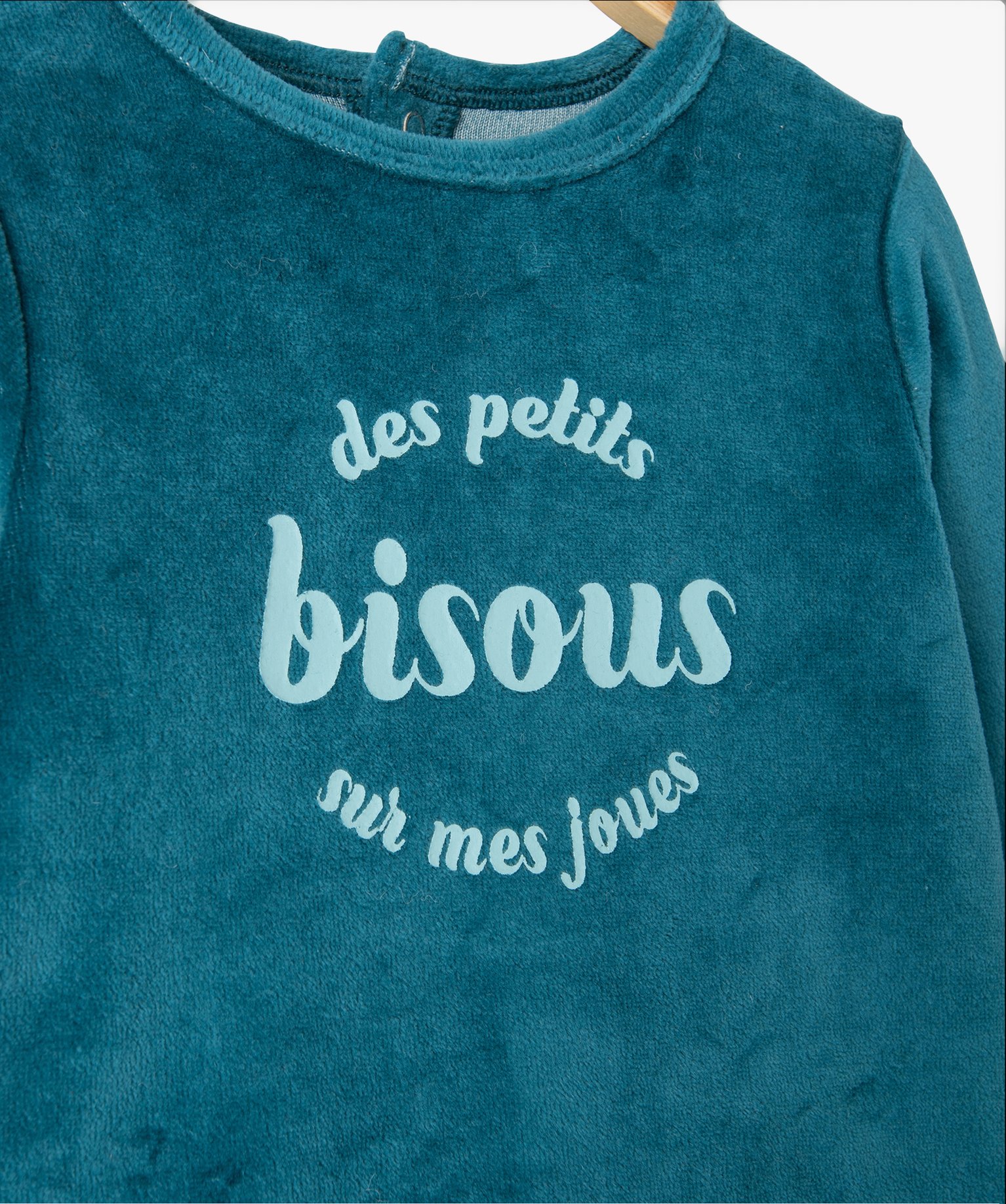Pyjama bébé à pont-dos en velours avec message bleu fonce | GEMO