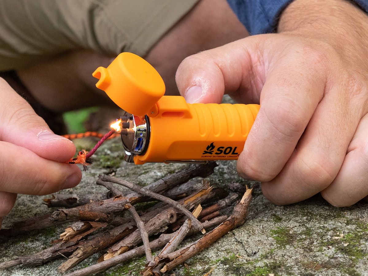 SOL Fire Lite wiederaufladbares Feuerzeug