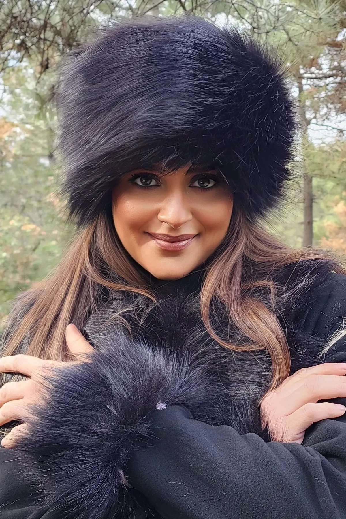 Mağazam Online  Winter-Kalpak-Mütze aus Kunstfell – gemütlicher Pullover im russischen Stil