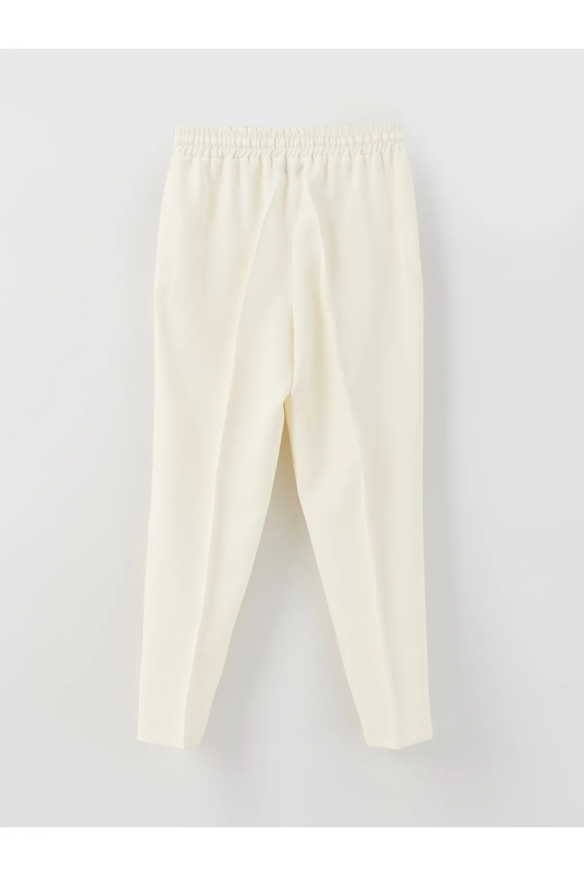 LC Waikiki  Damenhose mit elastischem Bund und geraden Nähten