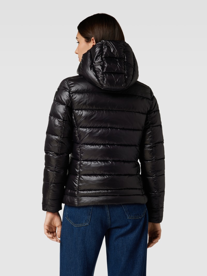 Steppjacke mit Stehkragen in schwarz
