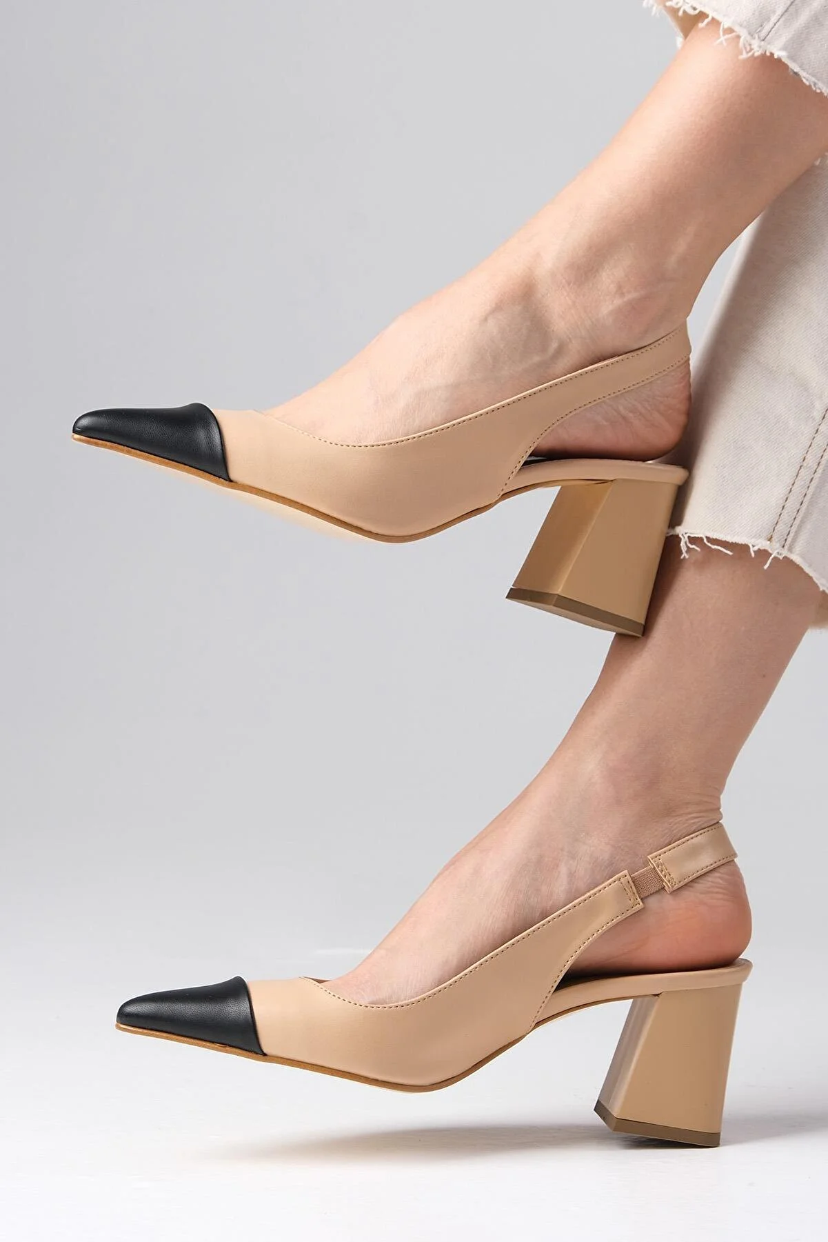 Mio Gusto  Natalie Nude Pointed Toe Open Back Thick Heeled Shoes